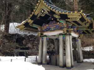 Wikipediaより：輪王寺大猷院霊廟水屋　